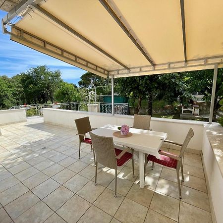 Apartments Lori Poreč Kültér fotó