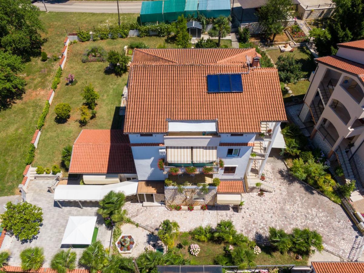 Apartments Lori Poreč Kültér fotó