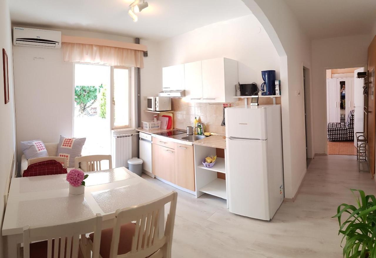 Apartments Lori Poreč Kültér fotó