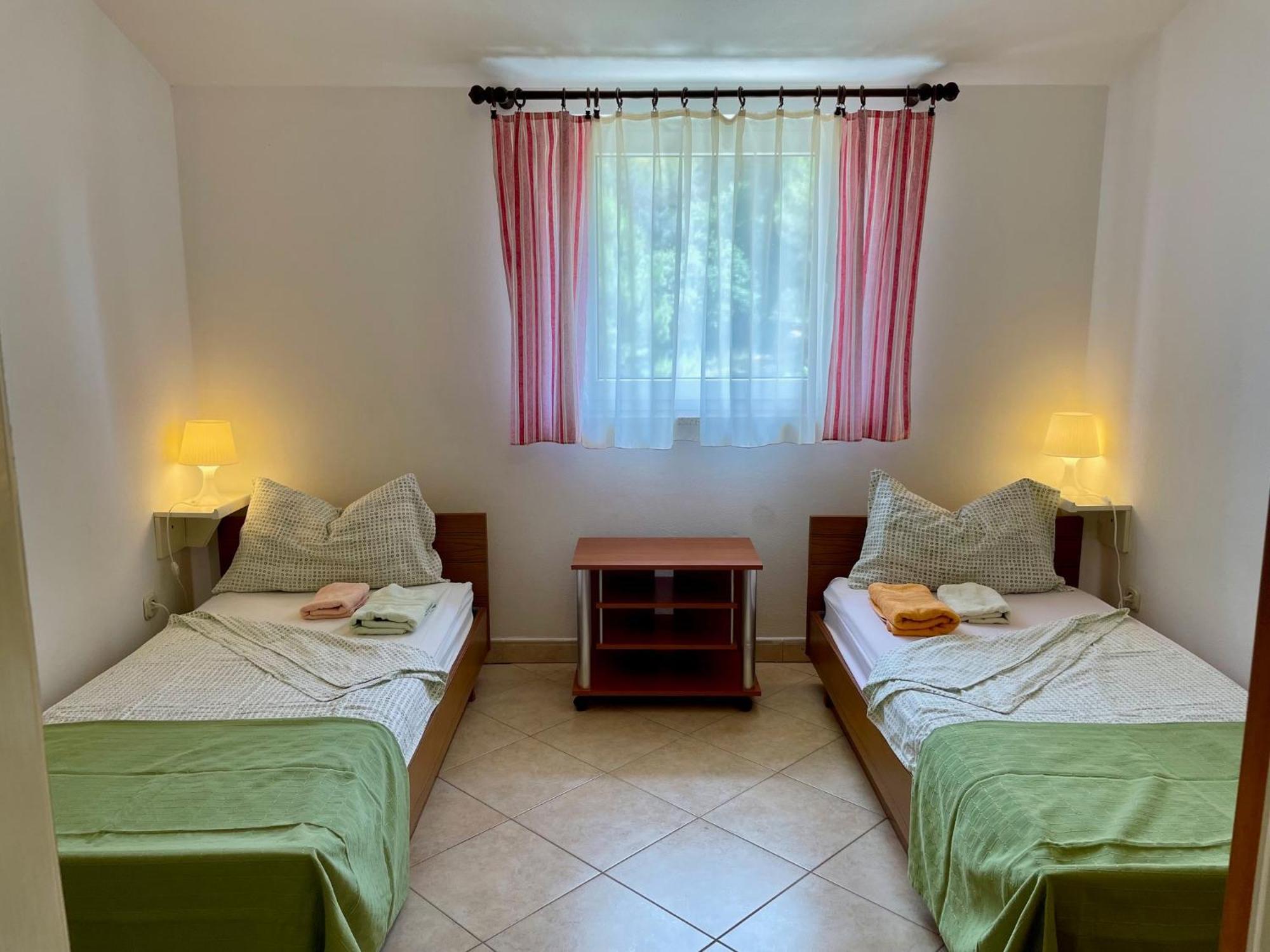 Apartments Lori Poreč Szoba fotó